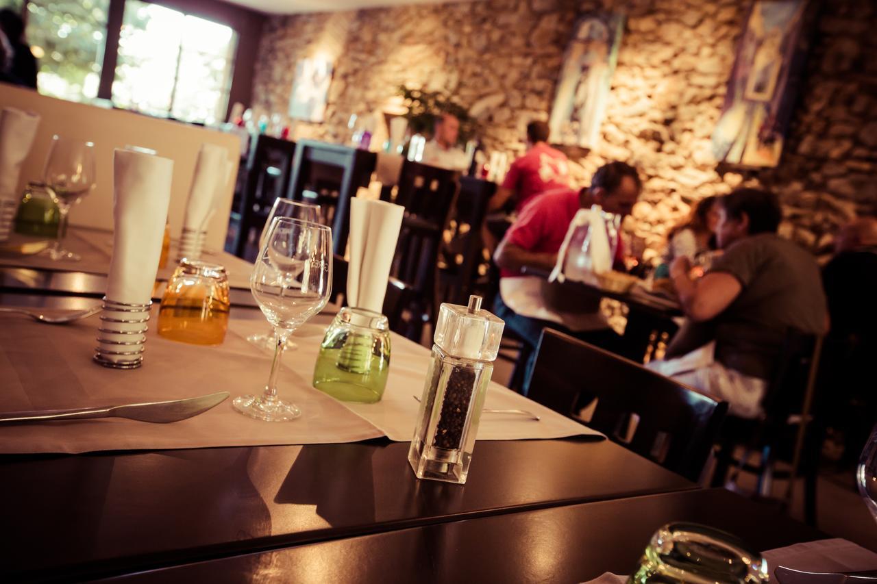 Bed and Breakfast Abbaye Sylva Plana Laurens Esterno foto